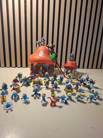 Schleich en Peyo - Speelgoed Verzameling 40 Smurfen ( Hong