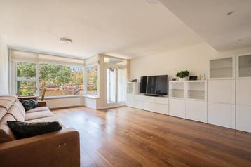 Te huur: Huis Pastoor Buyslaan in Wassenaar, Wassenaar, Zuid-Holland