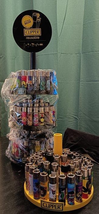 CLIPPER - Zonder minimumprijs - Zakaansteker - Plastic -, Verzamelen, Rookartikelen, Aanstekers en Luciferdoosjes, Nieuw