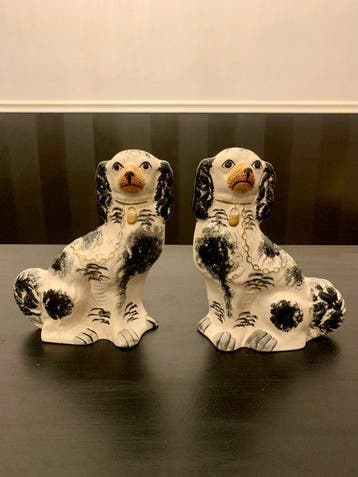 Beeld, Staffordshire spaniel - 23 cm - Glazuur, Keramiek