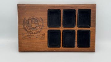 Zippo - Zippo wall display case for 6 lighters: wooden, Nieuw