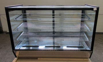 Gebaksvitrine Saro TAMAR225 – B121 x D57,5 x H88 cm gekoeld, Nieuw in verpakking