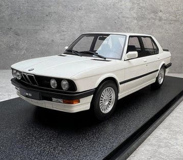 maxima 1:18 - Modelauto - BMW E28 M5 - Wit - Zeer zeldzaam!, Nieuw
