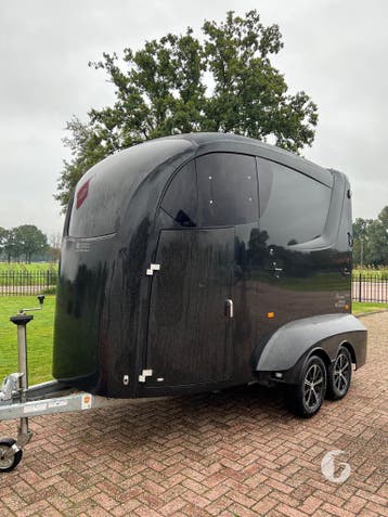 Prachtige Humbaur Maximus 2-paards alu bodem!, Ophalen, Zo goed als nieuw, Aluminium, 2-paards trailer