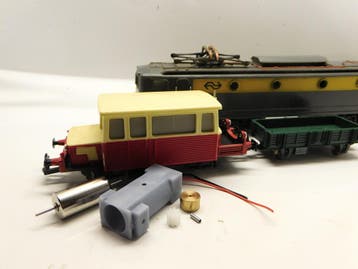 micromotor HJ001C Jouef NS 1300, Renfe CC 7600, SNCF 141 P, Overige merken, Gelijkstroom, Verzenden, Overige typen