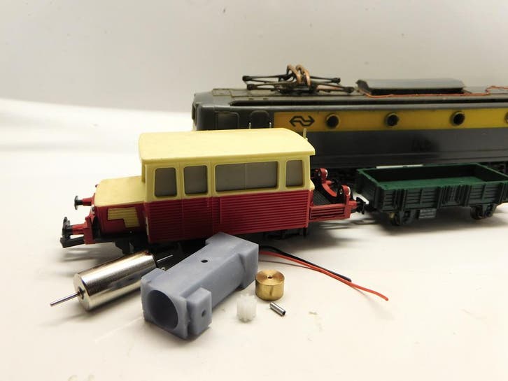 micromotor HJ001C Jouef NS 1300, Renfe CC 7600, SNCF 141 P, Hobby en Vrije tijd, Modeltreinen | H0, Gelijkstroom, Overige typen
