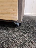 Laag verrijdbaar meubel 67x69x26cm, hout, gebruikt, Ophalen of Verzenden, Gebruikt, Overige typen