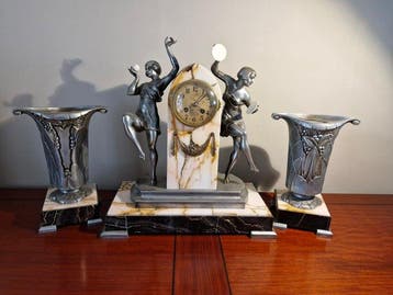 Art Deco garnituur - Limousin - Art Deco marmer, regule,