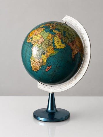 Celestial and terrestrial globes - Italian Political World