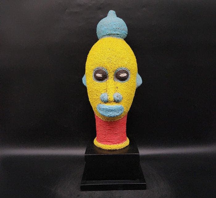 Magnifique tête pelé - sculptuur - Bamileke - Kameroen, Antiek en Kunst, Kunst | Niet-Westerse kunst