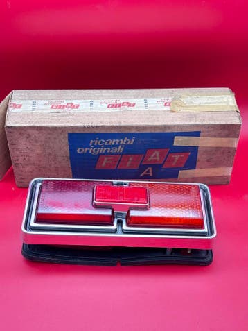 Fiat 124 Special achterlicht, Auto-onderdelen, Verlichting, Verzenden, Nieuw, Fiat