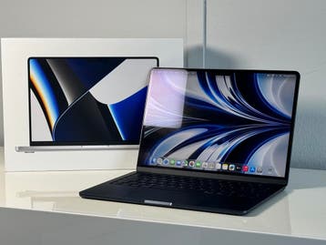 Macbook Air M2 13,6 2022 Retina !! 256Gb SSD | 8-core M2 |, 256 GB, Qwerty, 8 GB, 13 inch