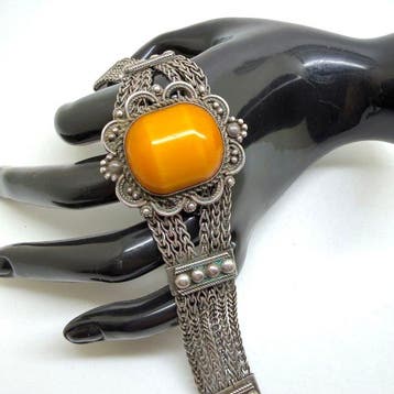 Oude sterlingzilver armband met natuurlijk Baltisch amber