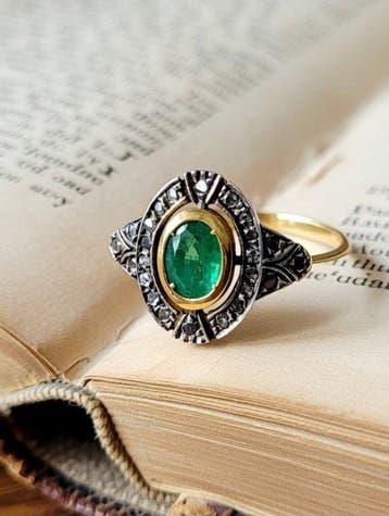 Zonder minimumprijs - Ring - 9 kt. Geel goud, Zilver Smaragd, Nieuw