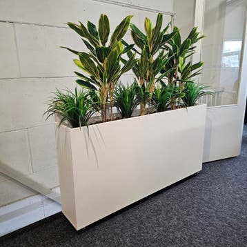Vrijstaande of verrijdbare plantenbak Divide XL, 90x166x3..., Ophalen of Verzenden, Overige soorten, 150 tot 200 cm
