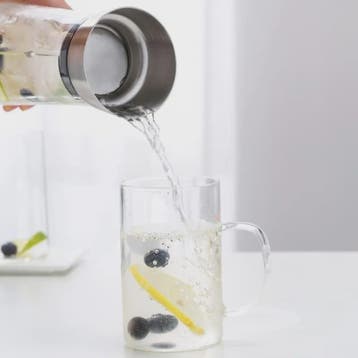 Stijlvolle Glazen Waterkan met Deksel - 1 Liter - Perfect vo, Antiek en Kunst, Verzenden