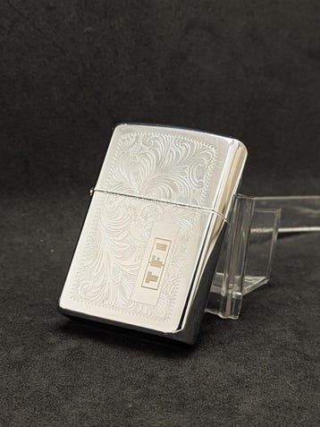 Zippo - Zippo Venetian High Polish Chrome - Aansteker -, Nieuw
