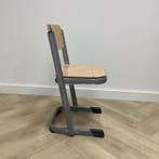 Project schoolstoel (rode stip) zithoogte 39 cm, Ophalen of Verzenden, Gebruikt, Hout, Eén