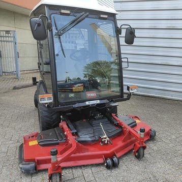 Toro groundsmaster 3310 maaier - Cabine (gebruikt), Tuin en Terras, Grasmaaiers, Ophalen of Verzenden, Gebruikt