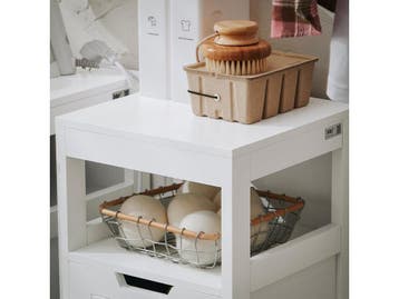 SoBuy BZR122-W - Badkamerkast - Lage Kast met Wasmand - Wit, Verzenden, Nieuw