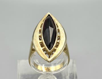 Gouden Vintage en Antieke  ringen met Edelstenen en Diamant., Overige kleuren, Verzenden, Zo goed als nieuw, Dame of Heer