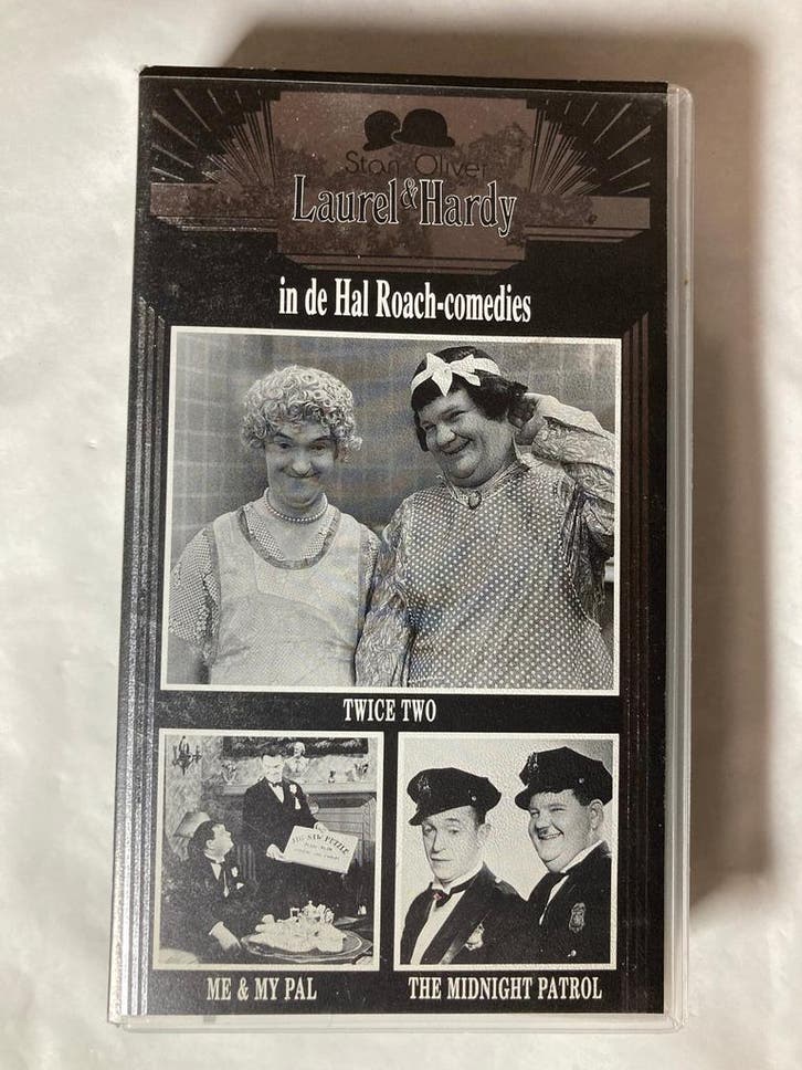 LAUREL & HARDY IN DE HAL ROACH-COMEDIES TWICE TWO ME & MY, Cd's en Dvd's, VHS | Film, Gebruikt, Verzenden