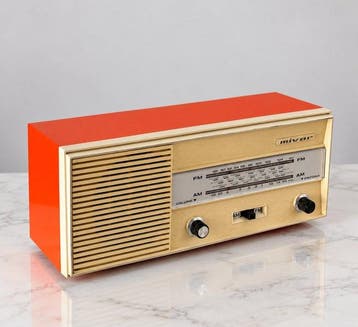 Mivar Milano mod. R52 – Orange & Cream AM/FM Table Radio –
