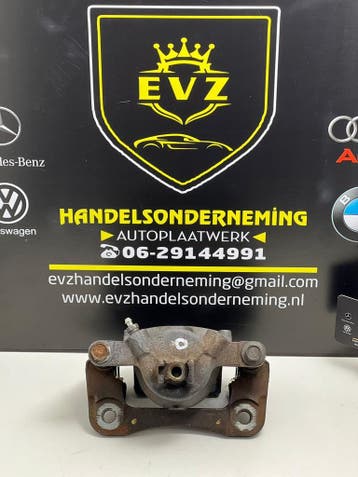 Suzuki Celerio 1.0  Remklauw tang links achter bj.2015, Gebruikt, Suzuki