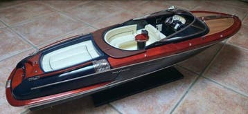 Maritieme objecten - kyade - Hout- Riva acquariva 1:10 kyade