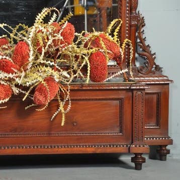 Reusachtige staande halspiegel met jardinire d blikvanger in, Antiek en Kunst, Ophalen of Verzenden