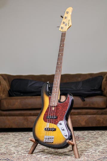 Schecter USA Traditional J-Bass Wembley 2017 | Sunburst, Nieuw