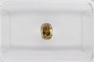 1 pcs Diamant (Natuurlijk gekleurd) - 0.33 ct - Ovaal -, Nieuw