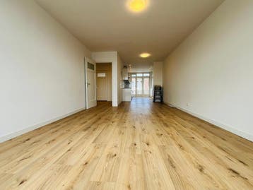 Te huur: Appartement Veenendaalkade in Den Haag, Den Haag, Appartement, Zuid-Holland