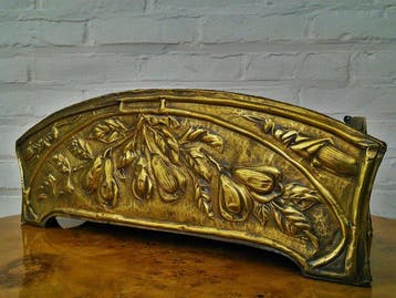 Jardinière - Grote koperen jardinière met decoratie van