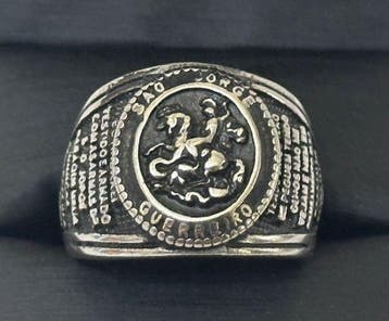Ring voor mannen met Sint-Joris en met het gebed, Antiek en Kunst