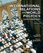 International Relations and World Politics 9780136029847, Boeken, Verzenden, Gelezen, Paul R. Viotti