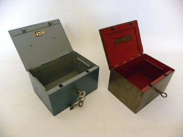 Beaumont-Vendex - Brandkast (2) - Staal - Cash Box set, Antiek en Kunst