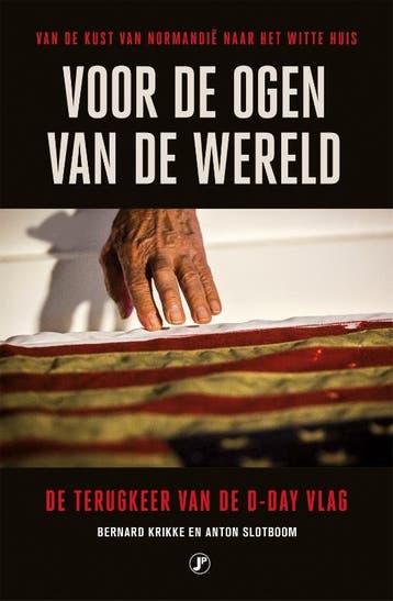 Voor de ogen van de wereld - Bernard Krikke 9789089757593, Verzenden, Gelezen, Bernard Krikke