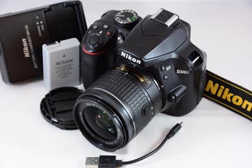 Nikon D3400 met AF-P 18-55mm kitlens 2593 CLICKS TOP STAAT, Gebruikt, Spiegelreflex, Ophalen of Verzenden, Nikon