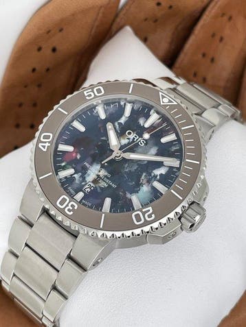 Oris - Aquis Date Upcycle Automatic - Zonder minimumprijs -, Nieuw