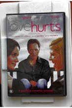 DVD Love Hurts 2009 Johnny Pacar Richard E. Grant, Cd's en Dvd's, Verzenden, Nieuw in verpakking