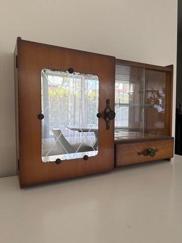 Vitrinekast - Hout, Glas, Messing - Art-deco wandkast, Antiek en Kunst, Kunst | Designobjecten