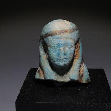 Oud-Egyptisch Faience Shabti-buste. 3 cm hoog. Laatste