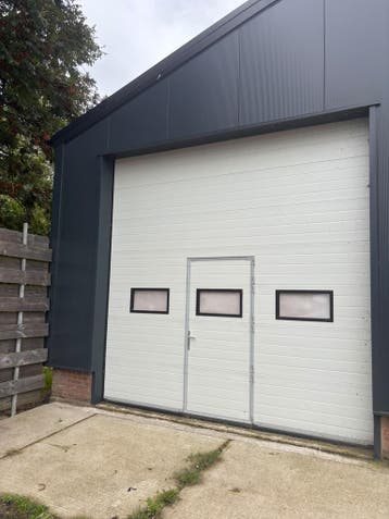 Nette loods / opslagruimte (40 m²) in Nieuw-Vennep, Huur, Opslag of Loods