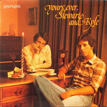 LP gebruikt - Stewart And Kyle - Yours Ever, Verzenden, Zo goed als nieuw, Overige formaten
