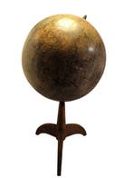 Globe - 1920-1930