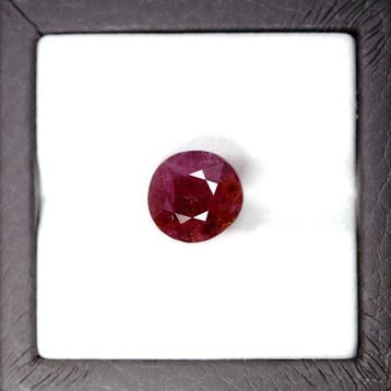 Zonder minimumprijs - 1 pcs Rood Robijn - 10.28 ct -, Nieuw