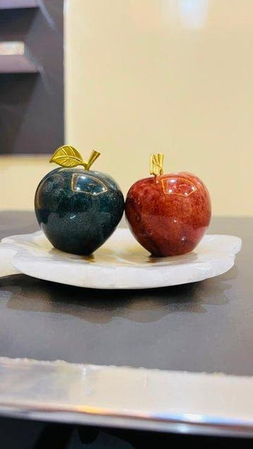 Handcrafted Himalayan Onyx Marble Fruit Set with Leaf