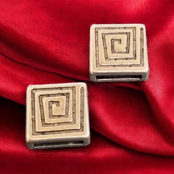 2 x Metalen leerschuiver, antiek zilver kleur, afm. 14 x..., Ophalen of Verzenden, Nieuw, Overige typen