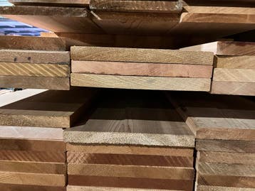 Red Cedar-boeidelen-deklijsten-sierlijst-volhout&onbehandeld, Ophalen, Minder dan 25 mm, Nieuw, Plank